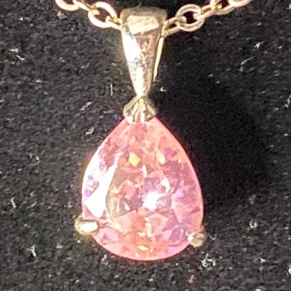 Vintage AVON Pink Pear Shaped Pendant Necklace 18” - Picture 8 of 11